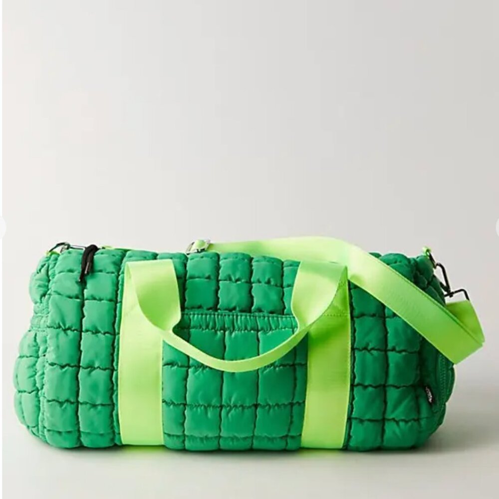 💚 Free People FP Movement Quilted Duffle Bag Kelly Green - Factory Sealed - Picture 5 of 11